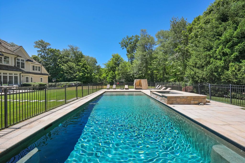 Property photo 2 of 31 <Alttext/>