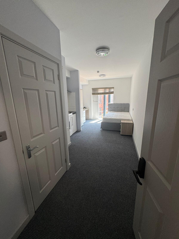 Property photo 3 of 6