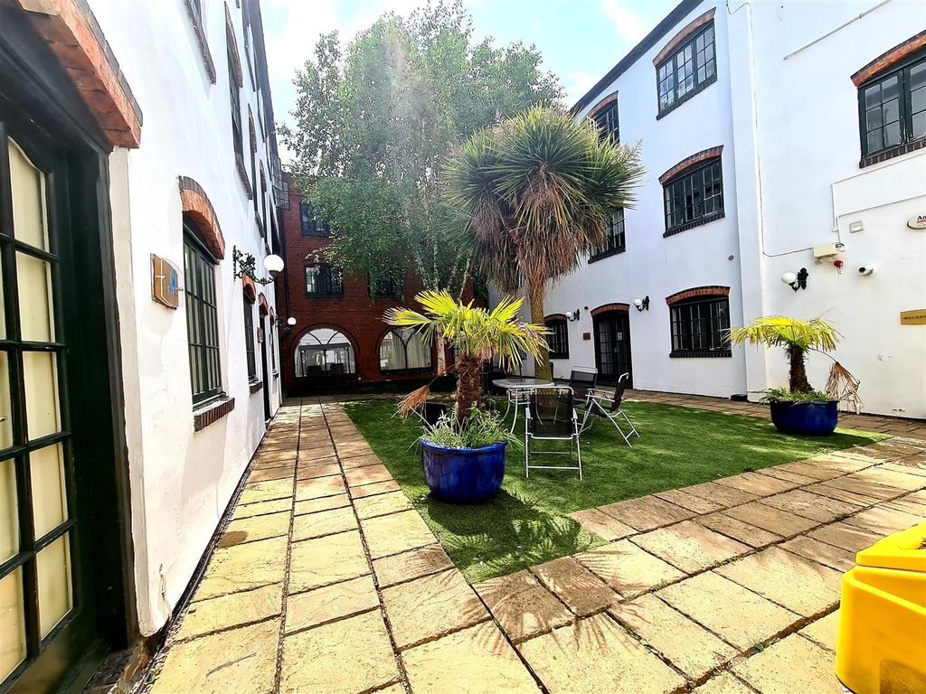 Property photo 3 of 8 1.Jpg