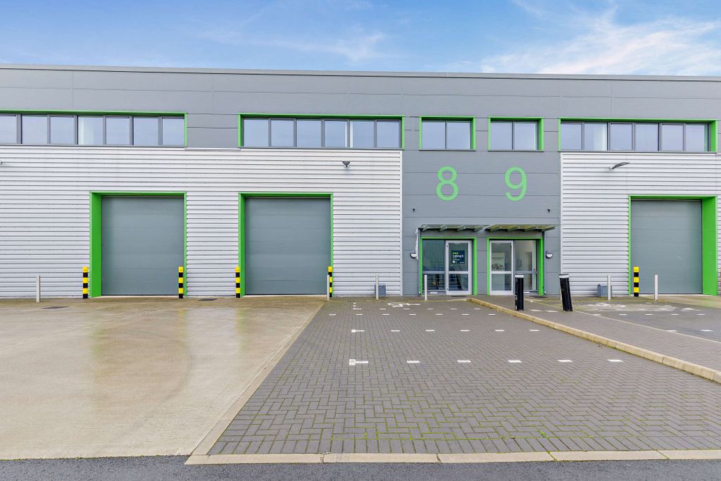 Property photo 1 of 10