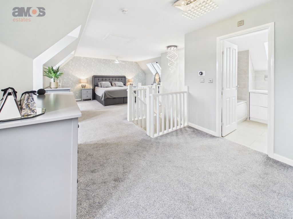 Property photo 3 of 35 5555027