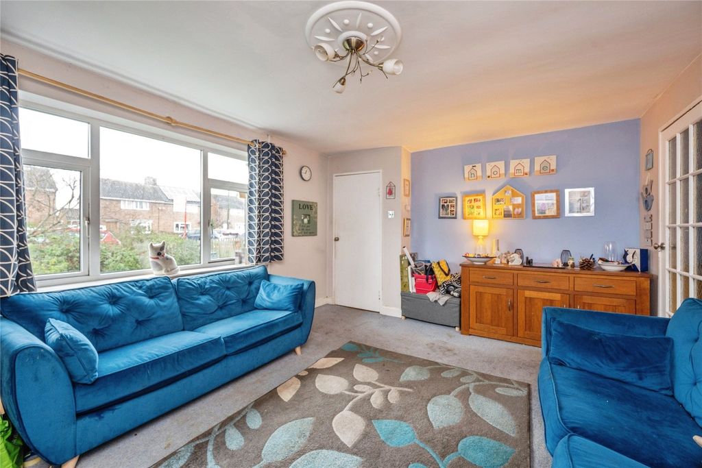 Property photo 3 of 22 Picture No. 23