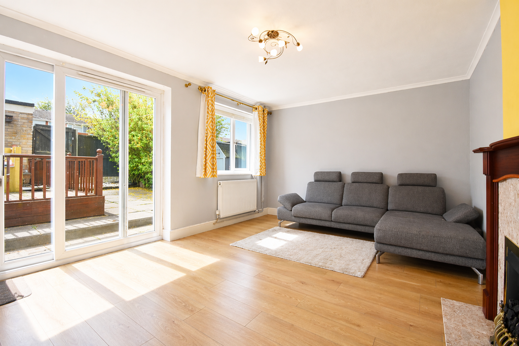 Property photo 2 of 13