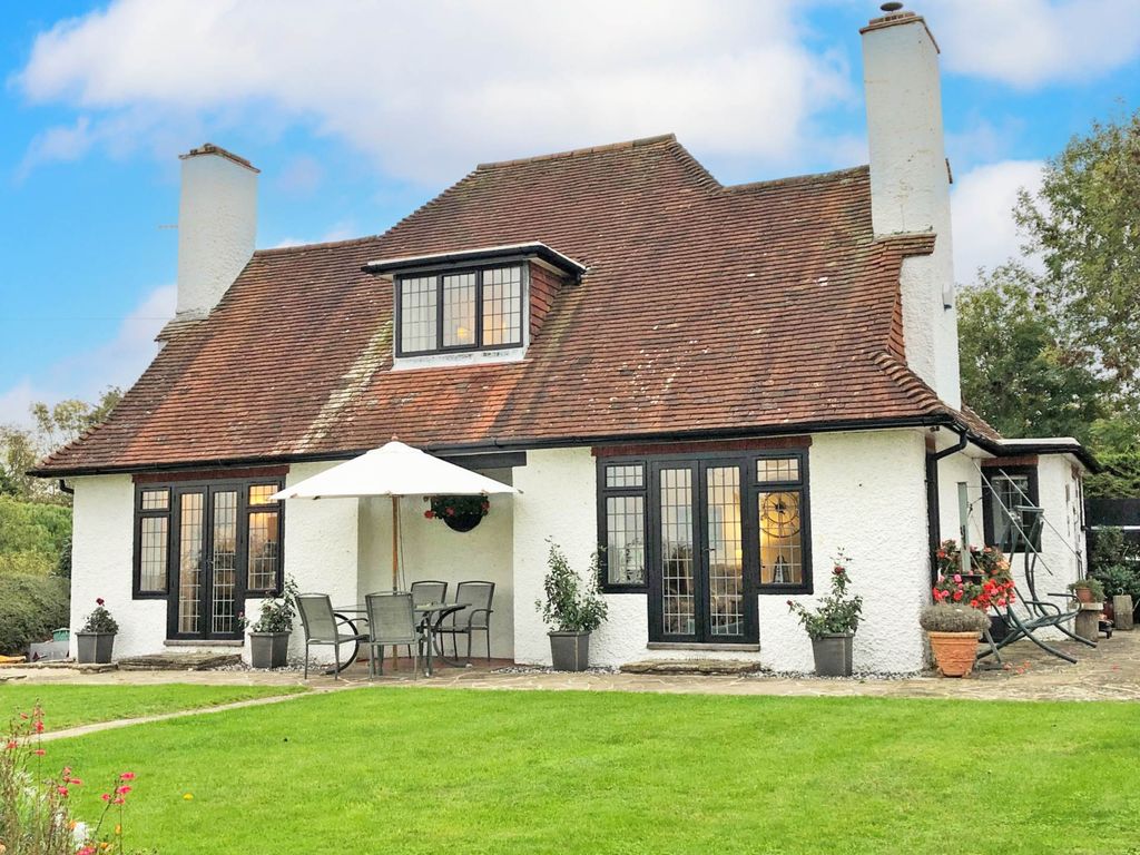 Property photo 1 of 32