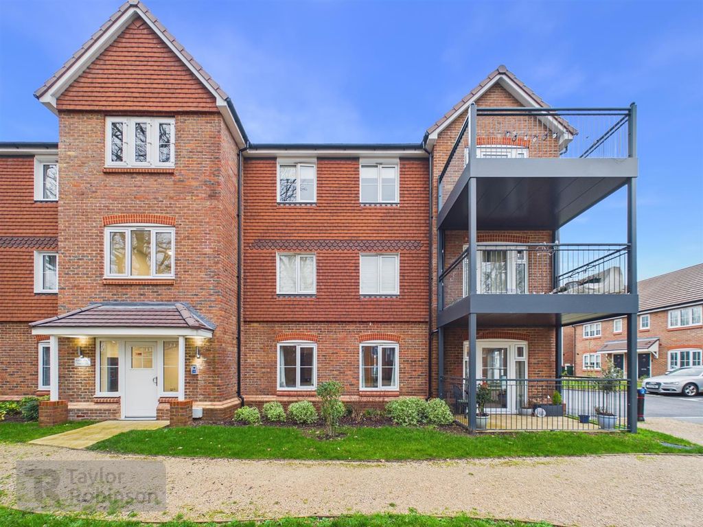 Property photo 1 of 13 Cam02600G0-Pr0659-Still003.Jpg