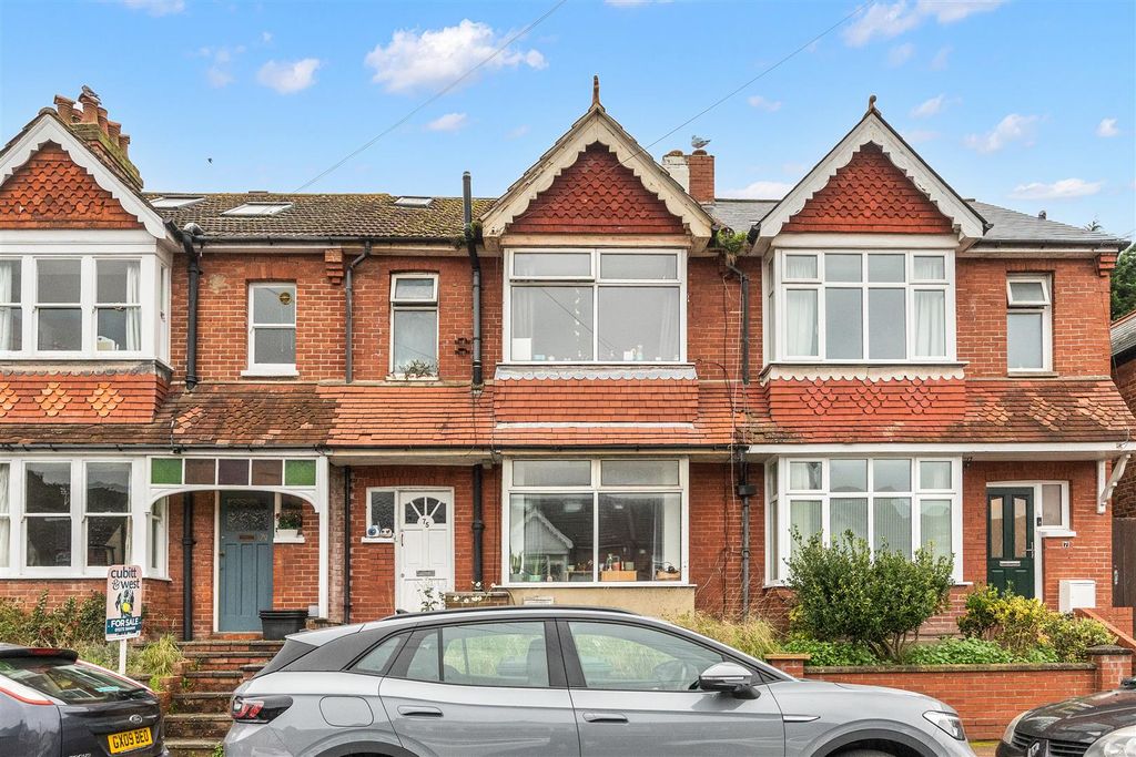 Property photo 1 of 13 External