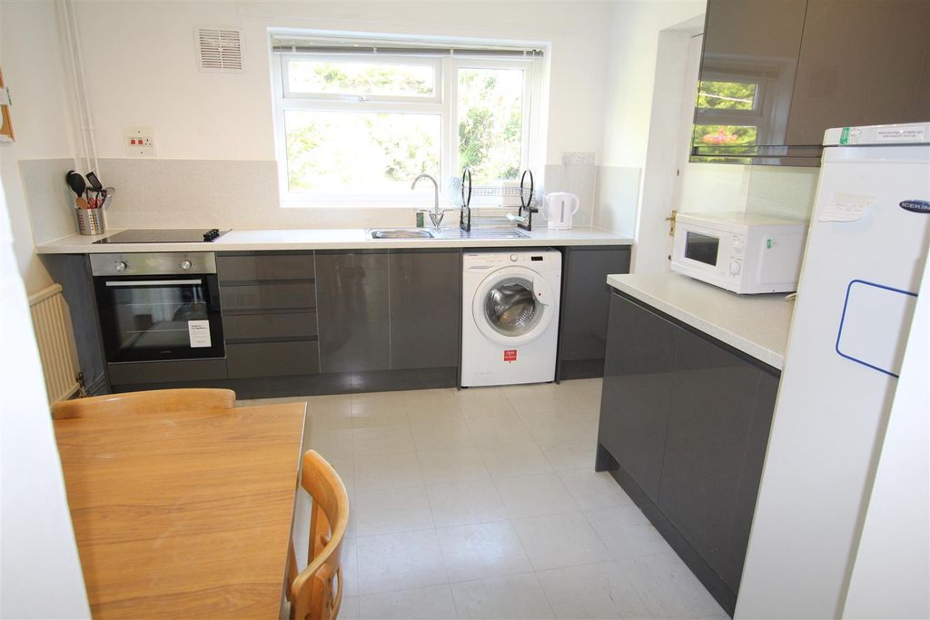 Property photo 2 of 12 Img_2058.Jpg