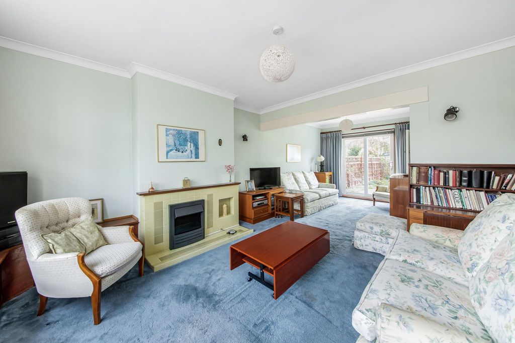 Property photo 2 of 29