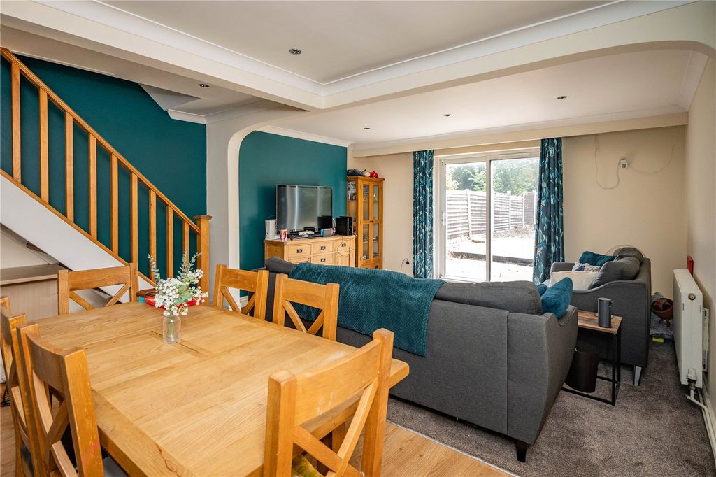 Property photo 2 of 16 Picture No. 08