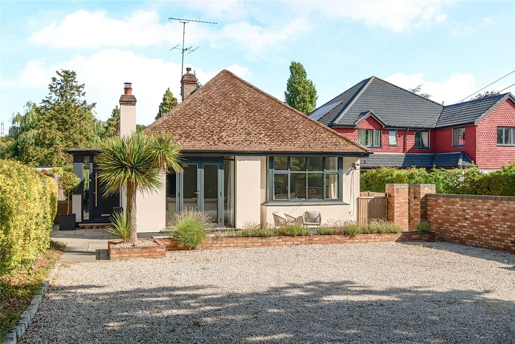 Property photo 1 of 33 Picture No. 25