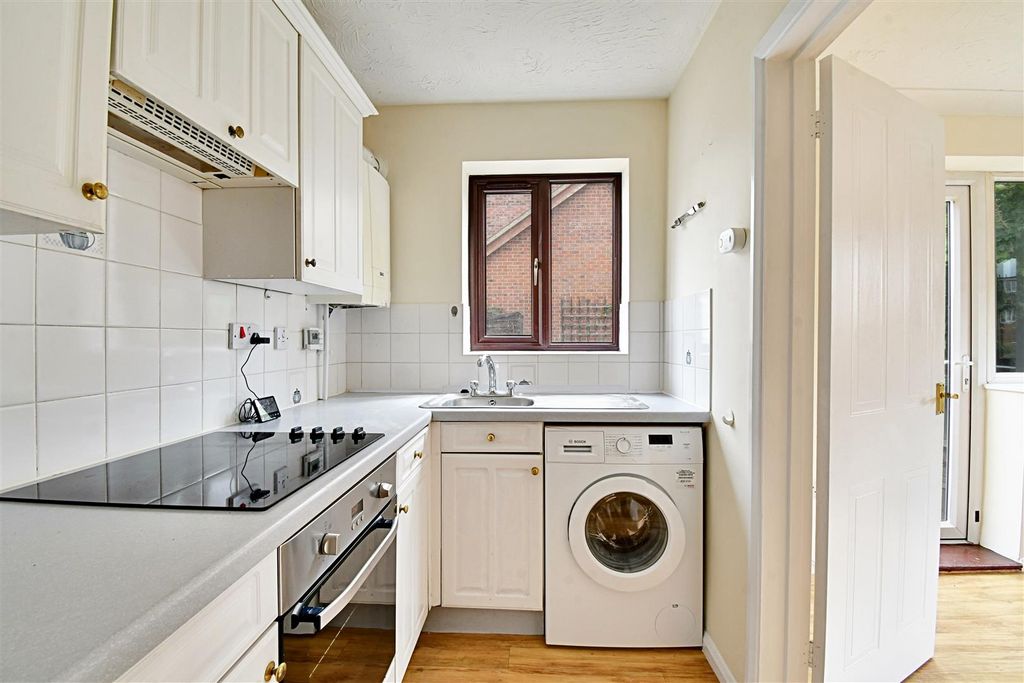 Property photo 2 of 13 Kitchen 1.Jpg