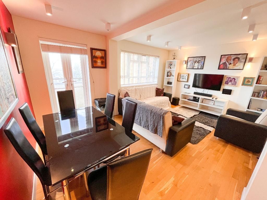Property photo 2 of 16 Photo 2