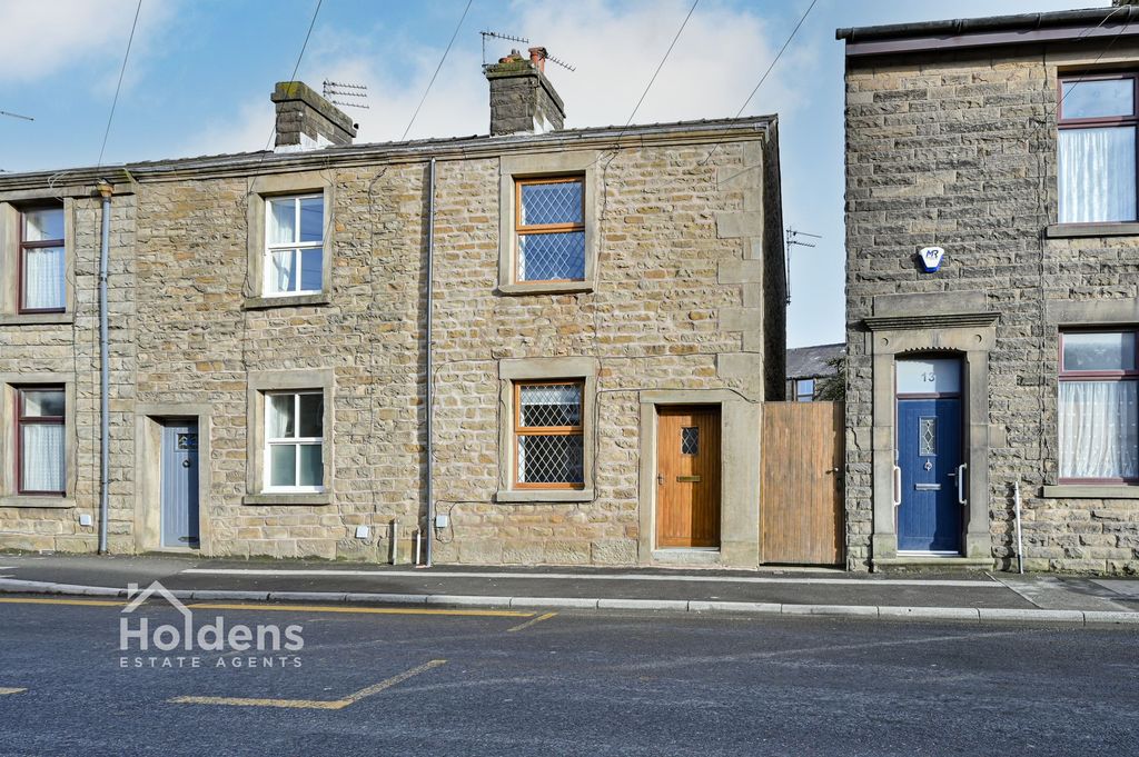 Property photo 1 of 20