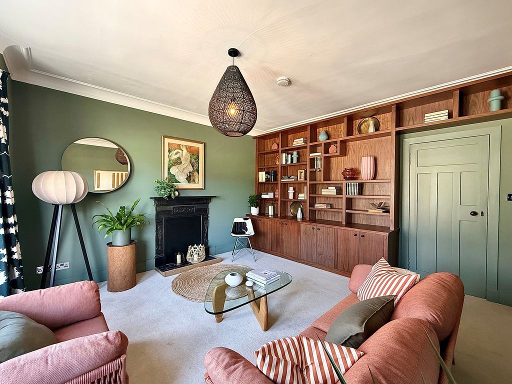 Property photo 2 of 25 Photo 16