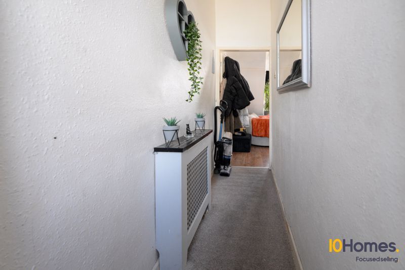 Property photo 3 of 16 Photo 1