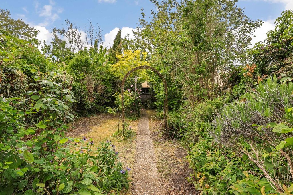 Property photo 3 of 22 Img (27).Jpg