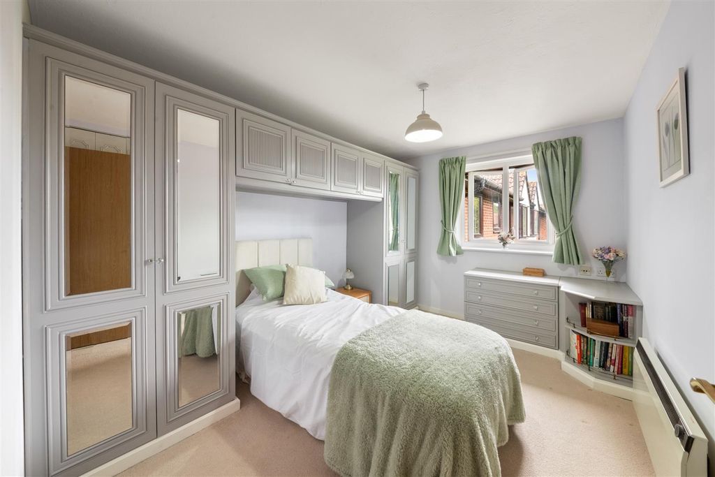 Property photo 2 of 13