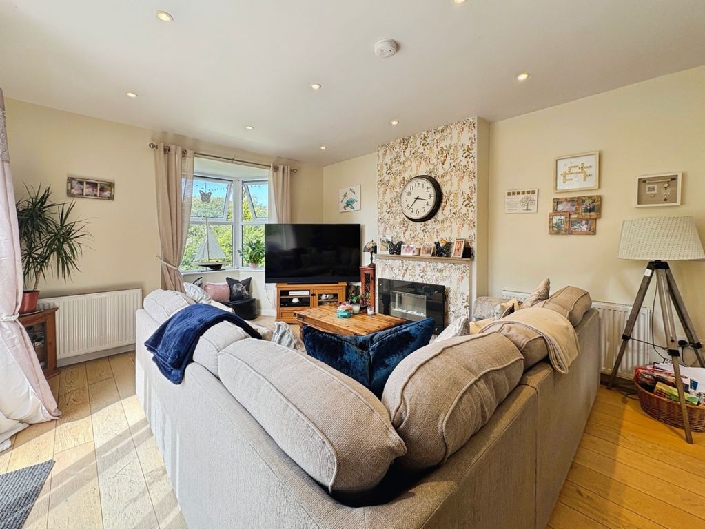 Property photo 2 of 25 5057468