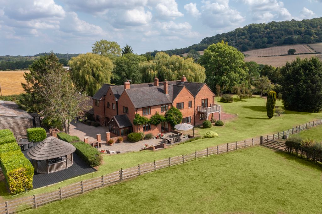 Property photo 1 of 18 Aerial View