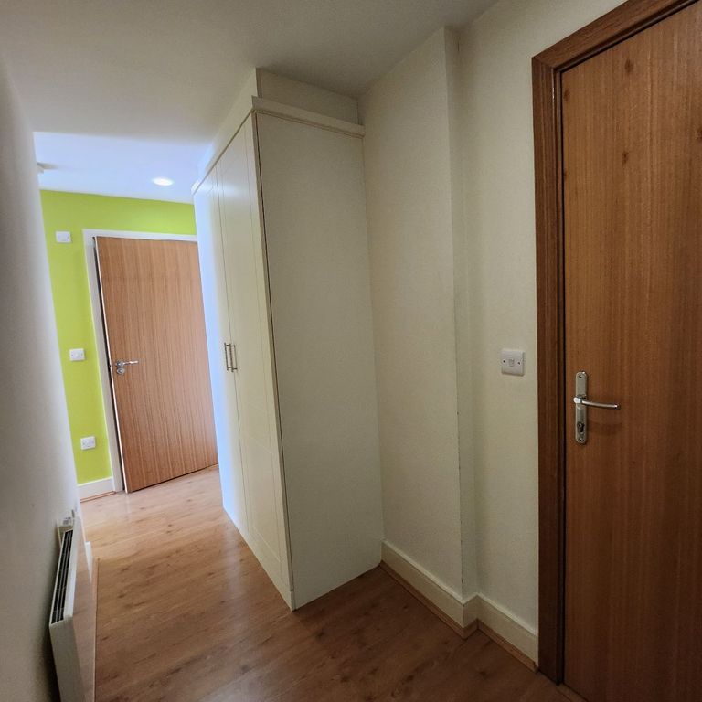 Property photo 3 of 6