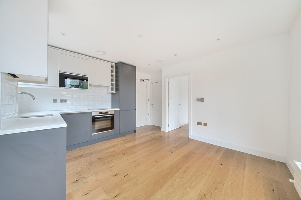 Property photo 1 of 12 Kitchen