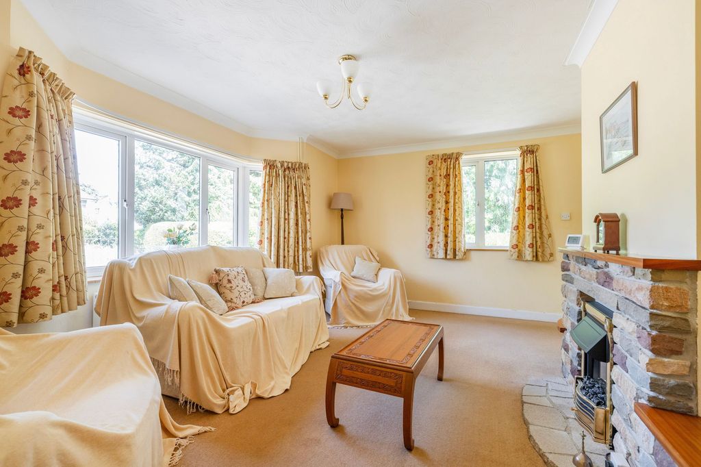 Property photo 2 of 19