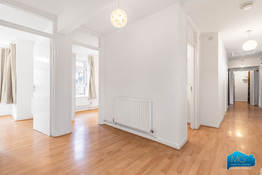 Property photo 1 of 11 Picture No. 19