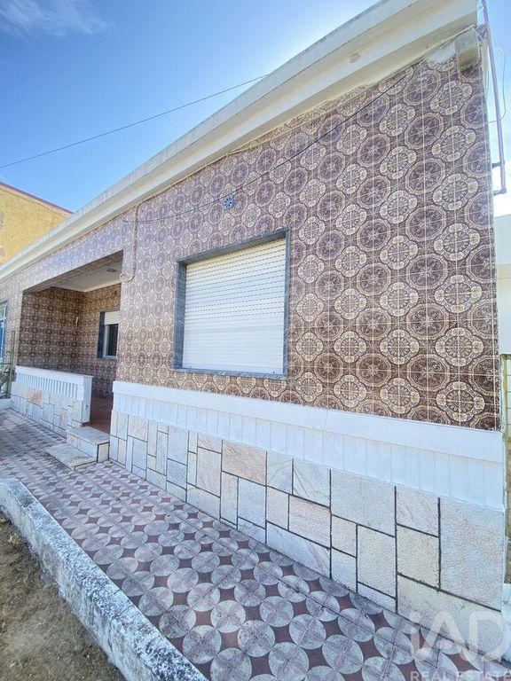 Property photo 1 of 33