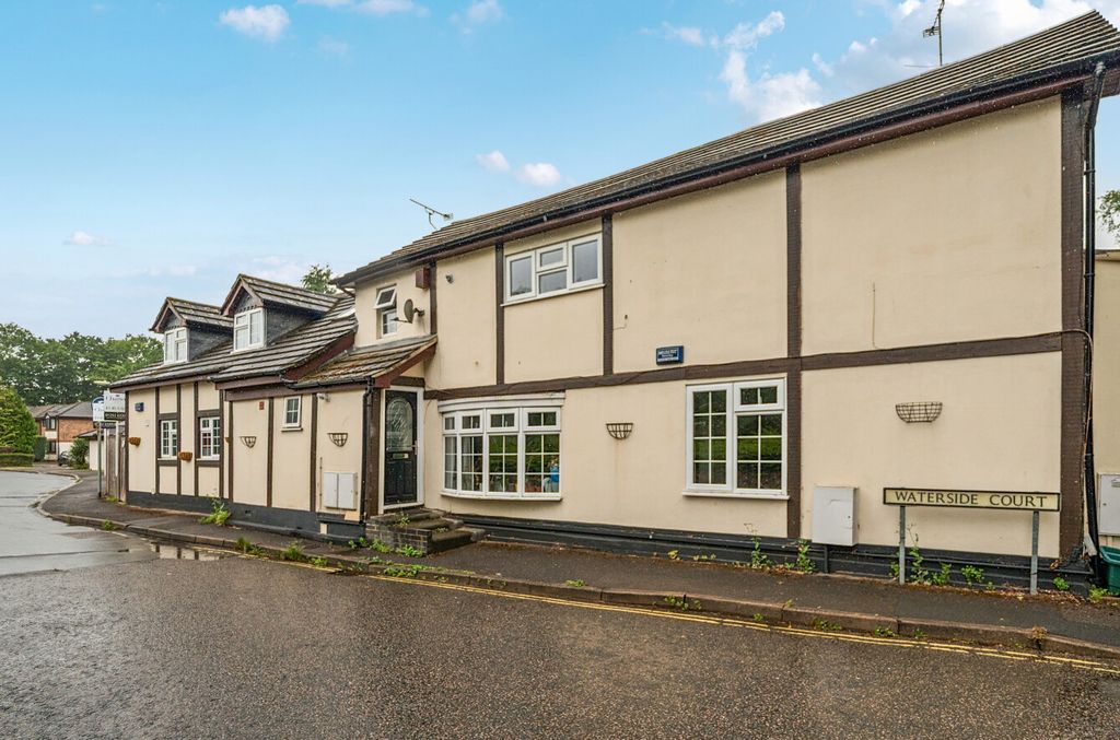 Property photo 1 of 8 1466640-20-6A26c6...