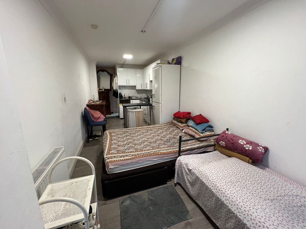 Property photo 1 of 4