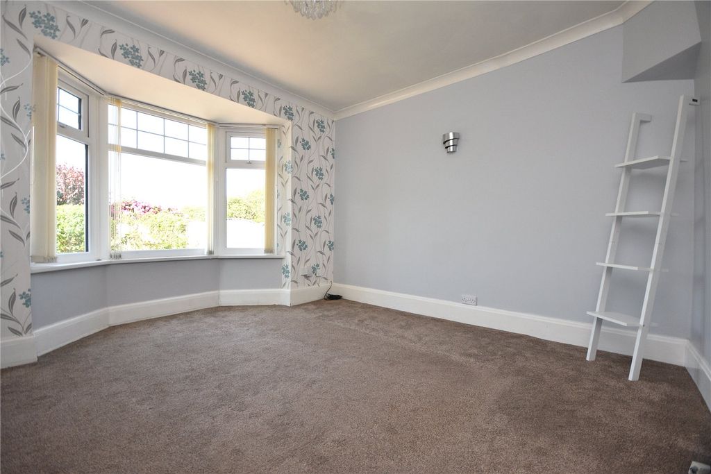 Property photo 2 of 23 Picture No. 10