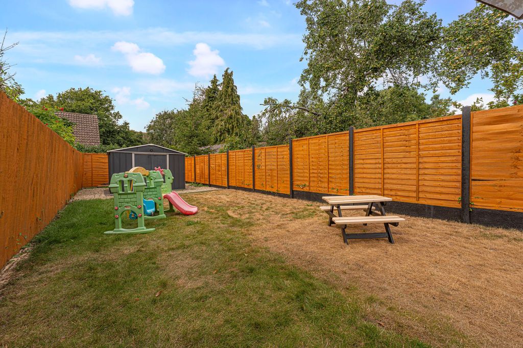 Property photo 2 of 48