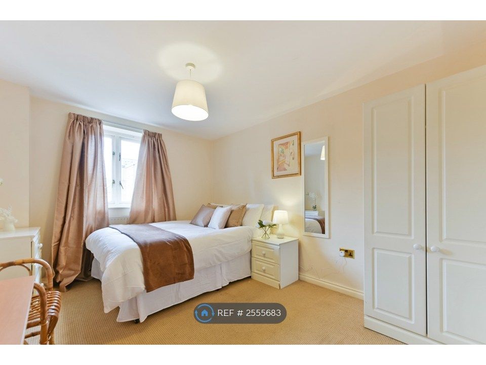 Property photo 1 of 3
