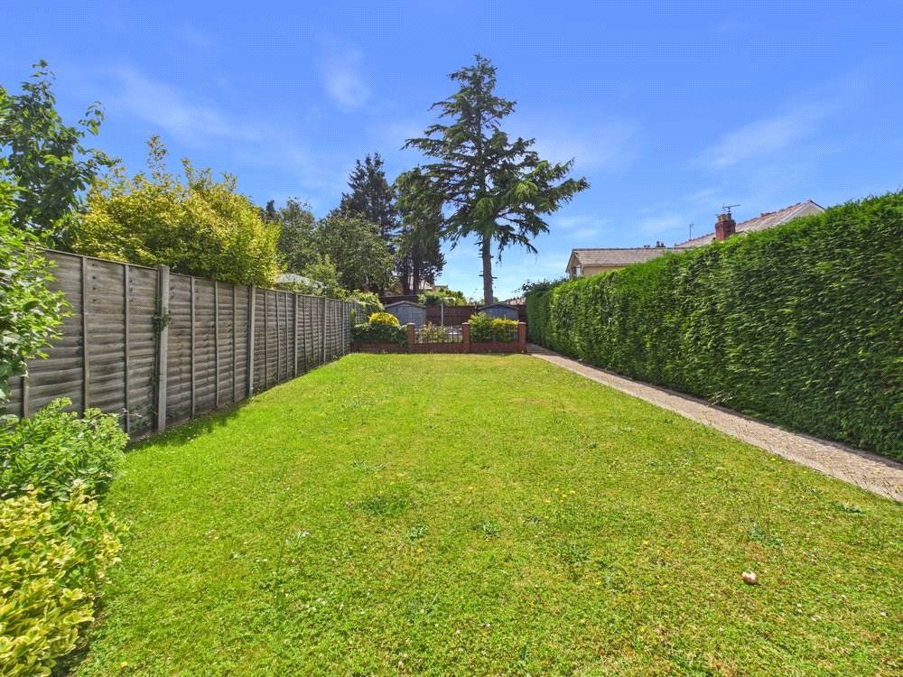Property photo 2 of 19 Picture No. 17