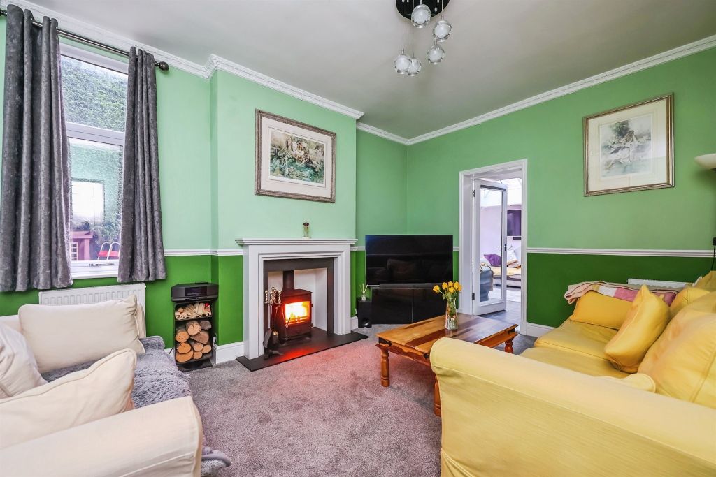 Property photo 3 of 17