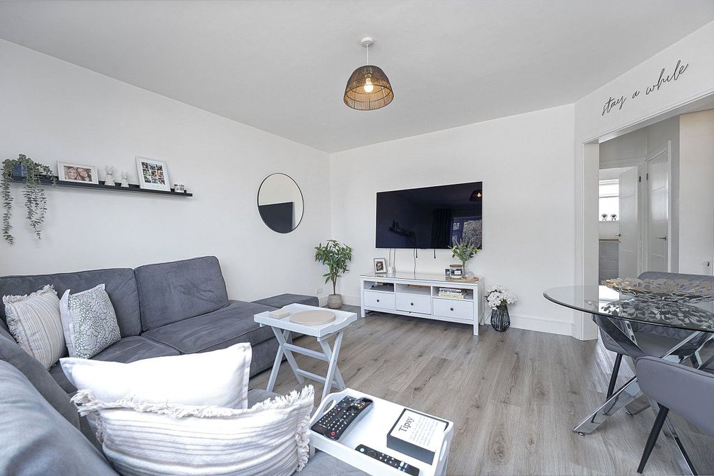 Property photo 1 of 14 Picture No. 02