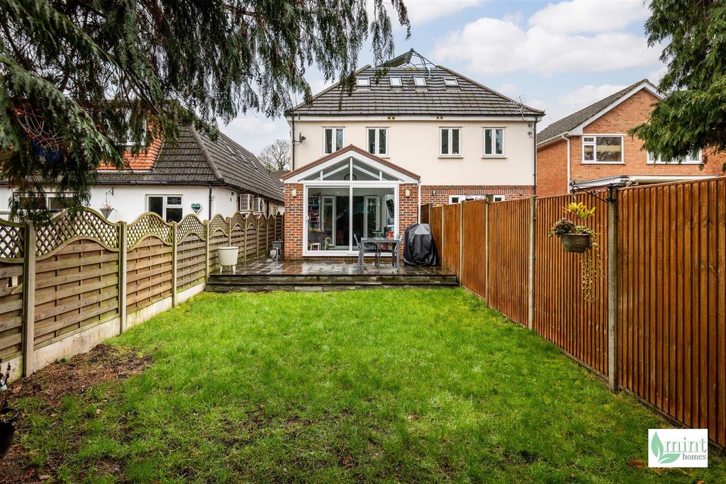 Property photo 3 of 21 Kings Road - Watermark-21.Jpg