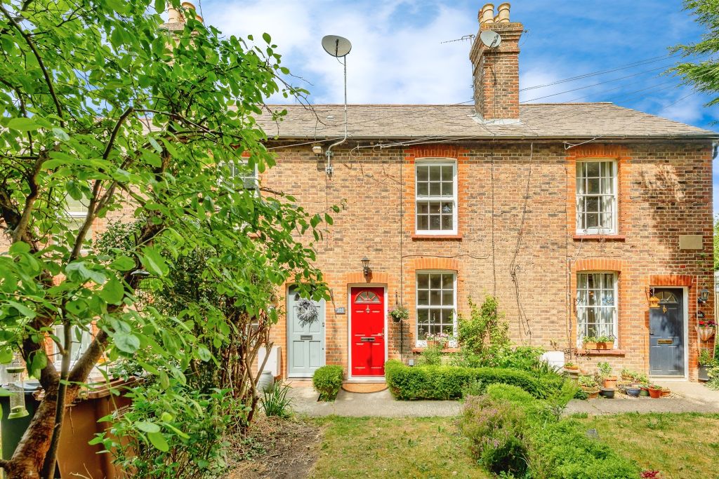 Property photo 1 of 17
