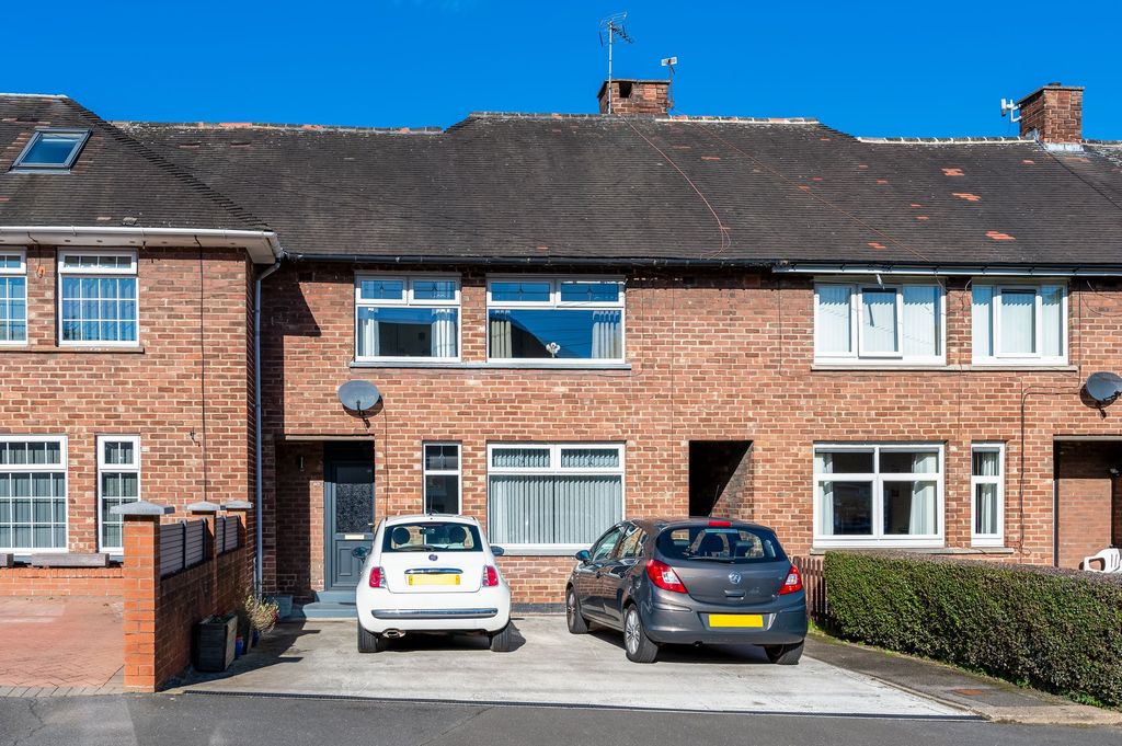 Property photo 1 of 24