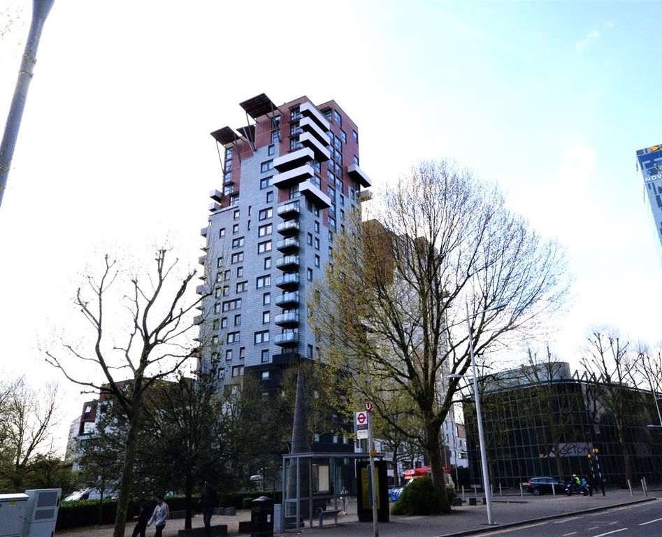 Property photo 1 of 11