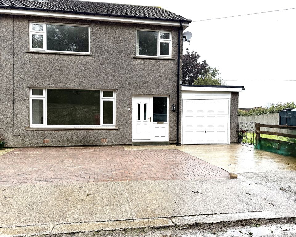 Property photo 1 of 28