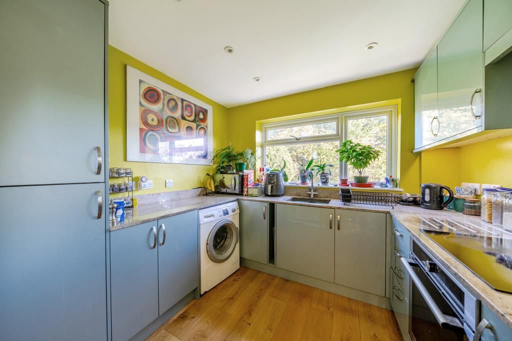 Property photo 2 of 20 Kitchen