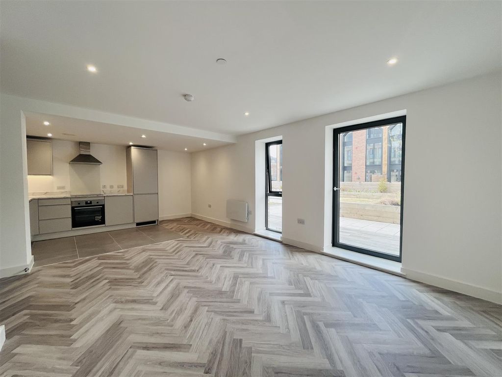 Property photo 2 of 25 Image 2