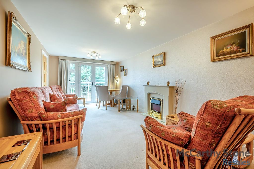 Property photo 2 of 21 8700283-Interior20.Jpg