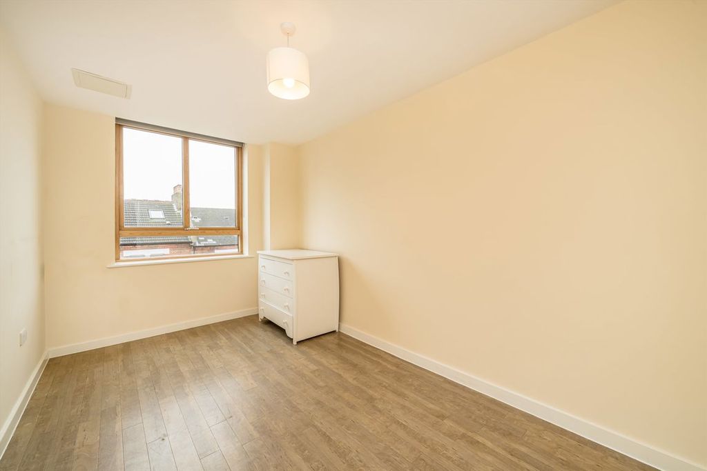 Property photo 3 of 3