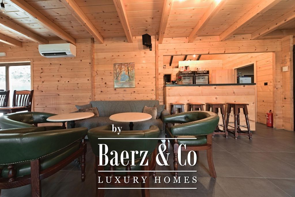 Property photo 3 of 27