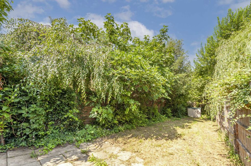 Property photo 2 of 5