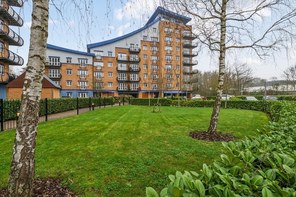 Property photo 1 of 20 External Front