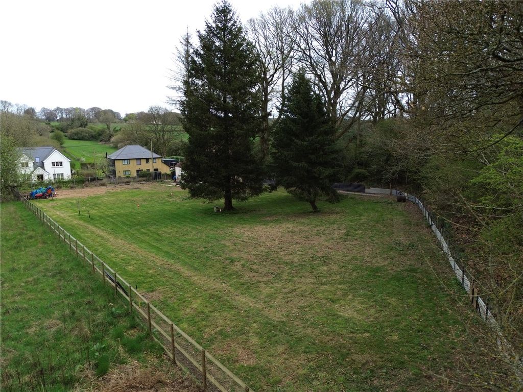 Property photo 3 of 8 Picture No. 09