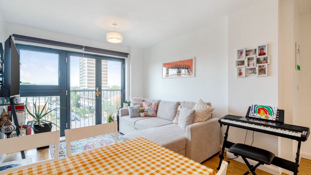 Property photo 2 of 15